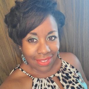 Meet your Posher, Charlotte